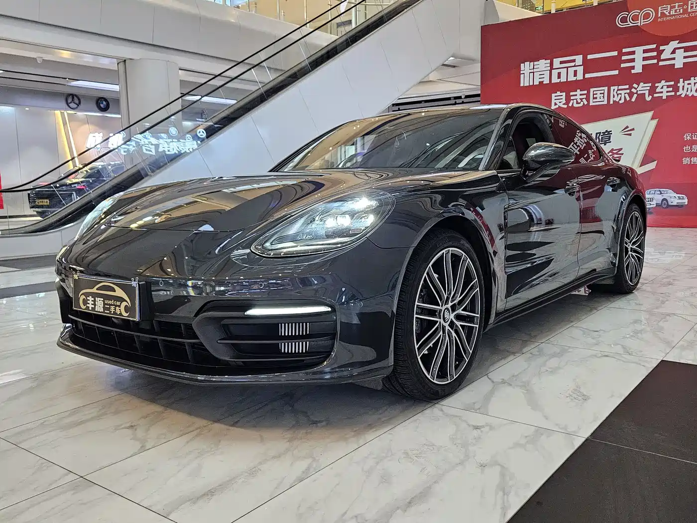 Porsche Panamera 2020