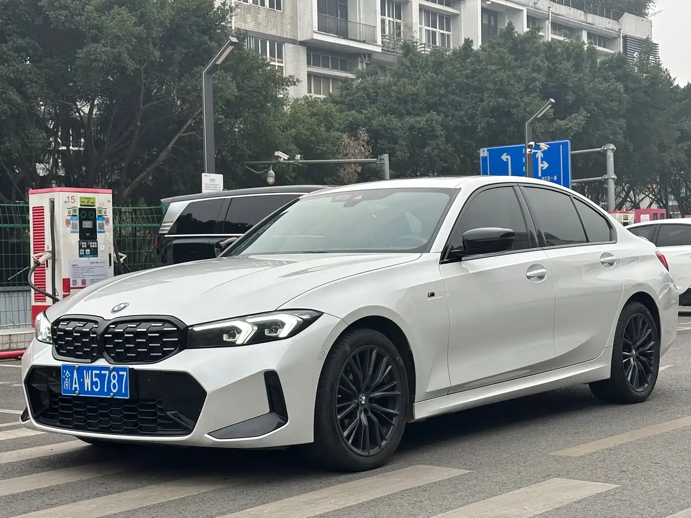 BMW BMW 3 Series 2023