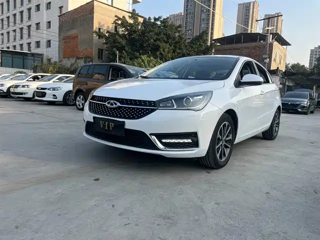 Chery Arrizo 5