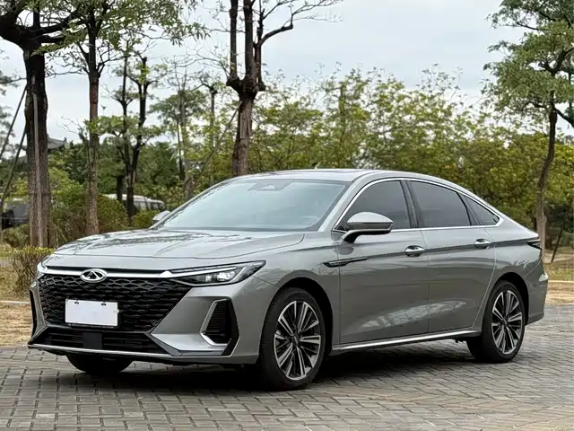 Chery Arrizo 8