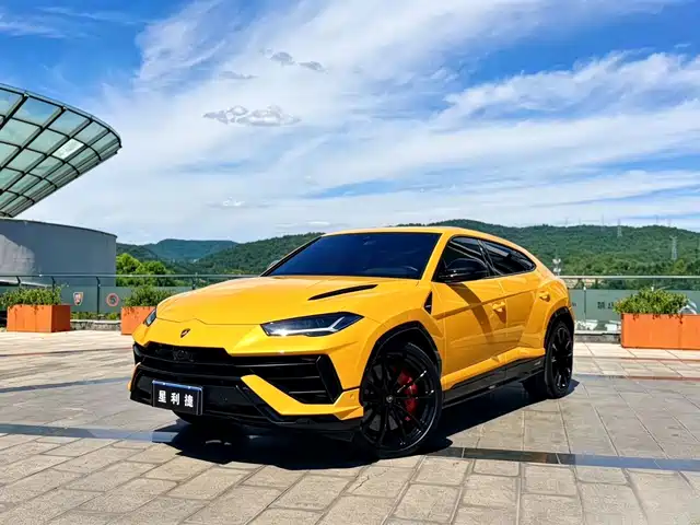 Lamborghini Urus