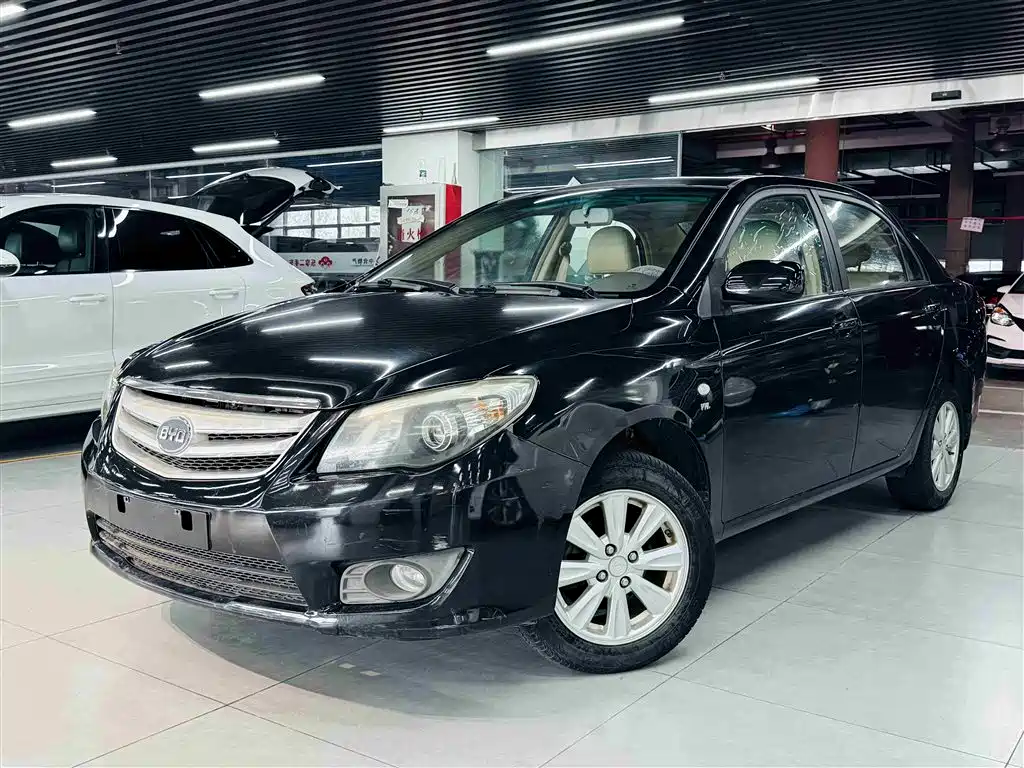 BYD BYD L3 2011