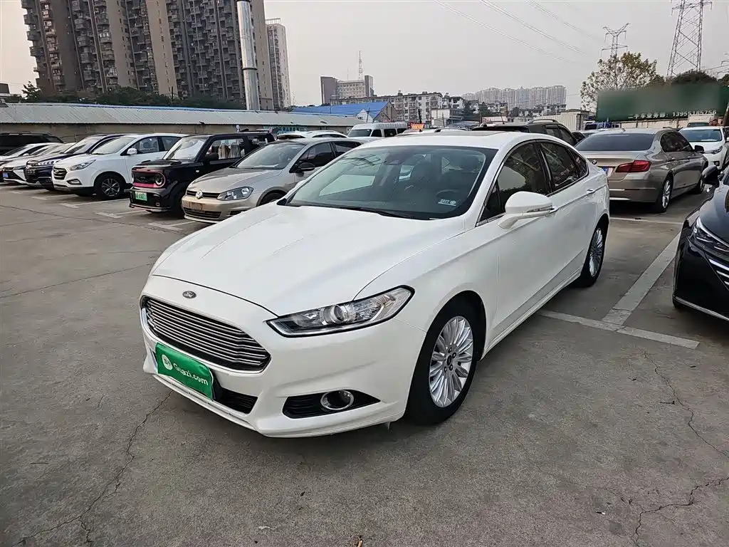 Ford Mondeo 2013