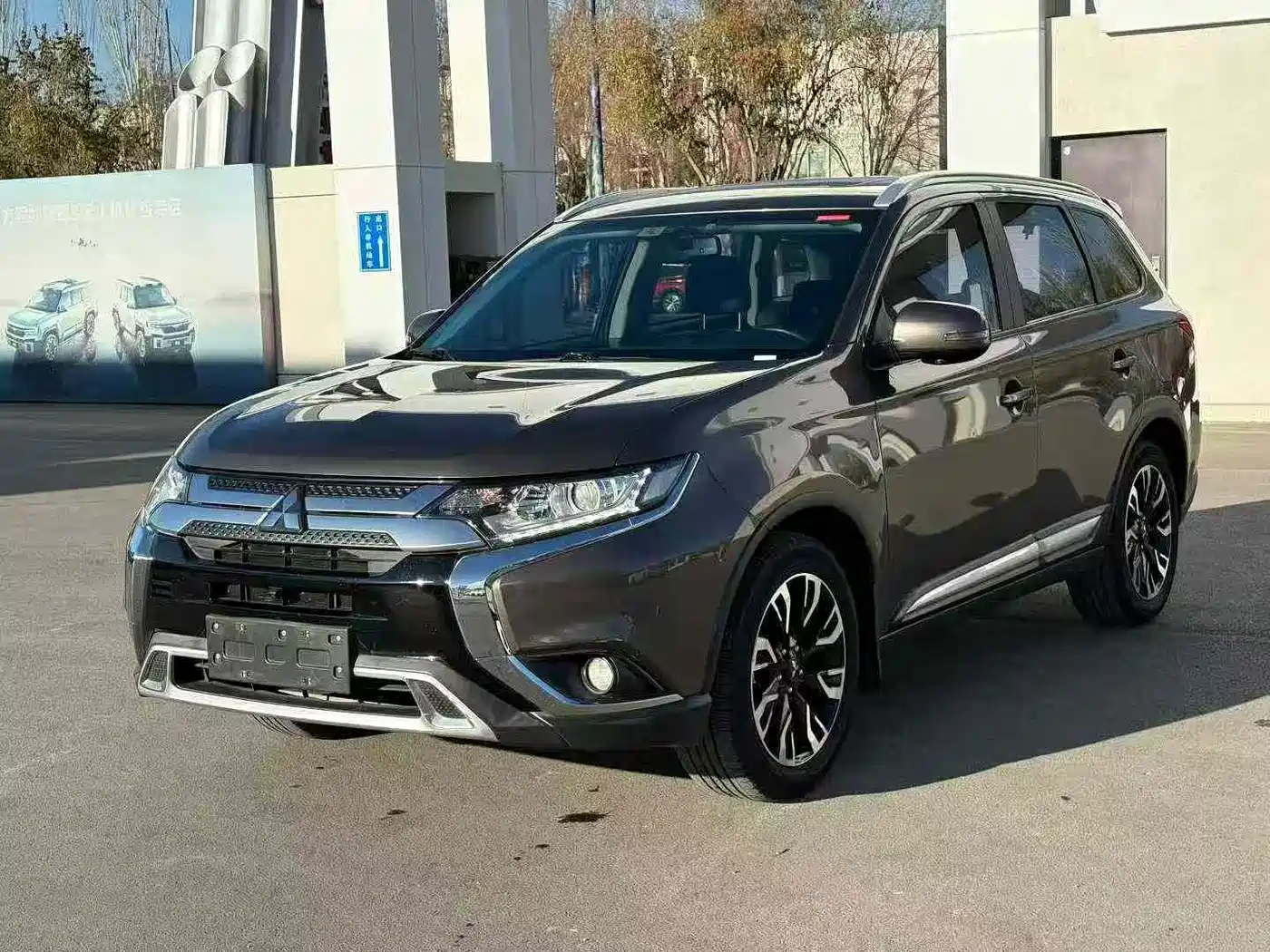 Mitsubishi Outlander 2019