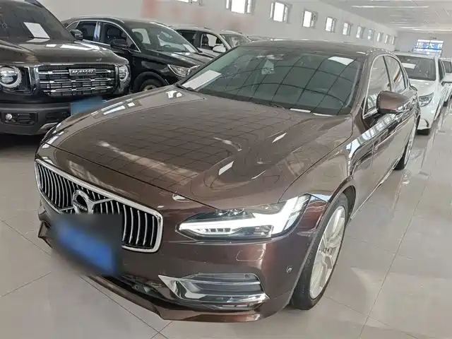 Volvo Volvo S90 2018