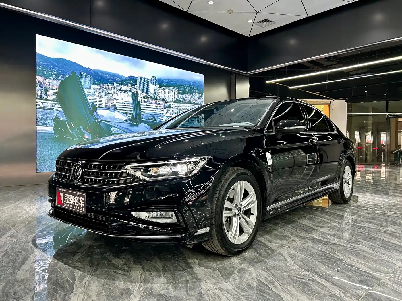 Volkswagen Magotan 2024