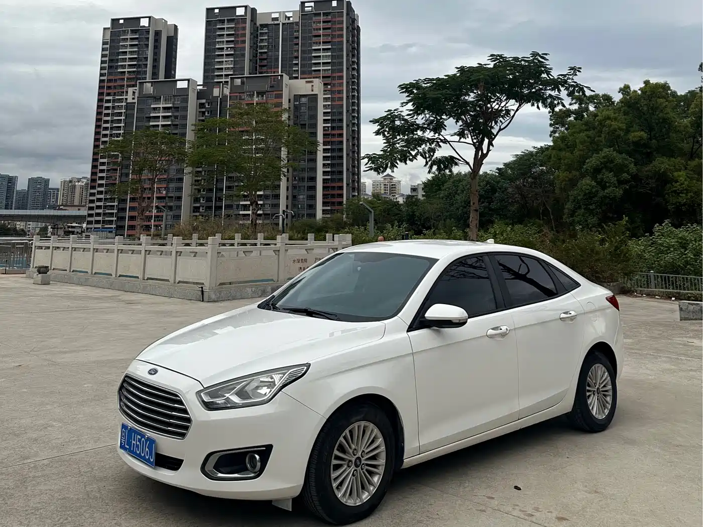 Ford Ford Escort 2014