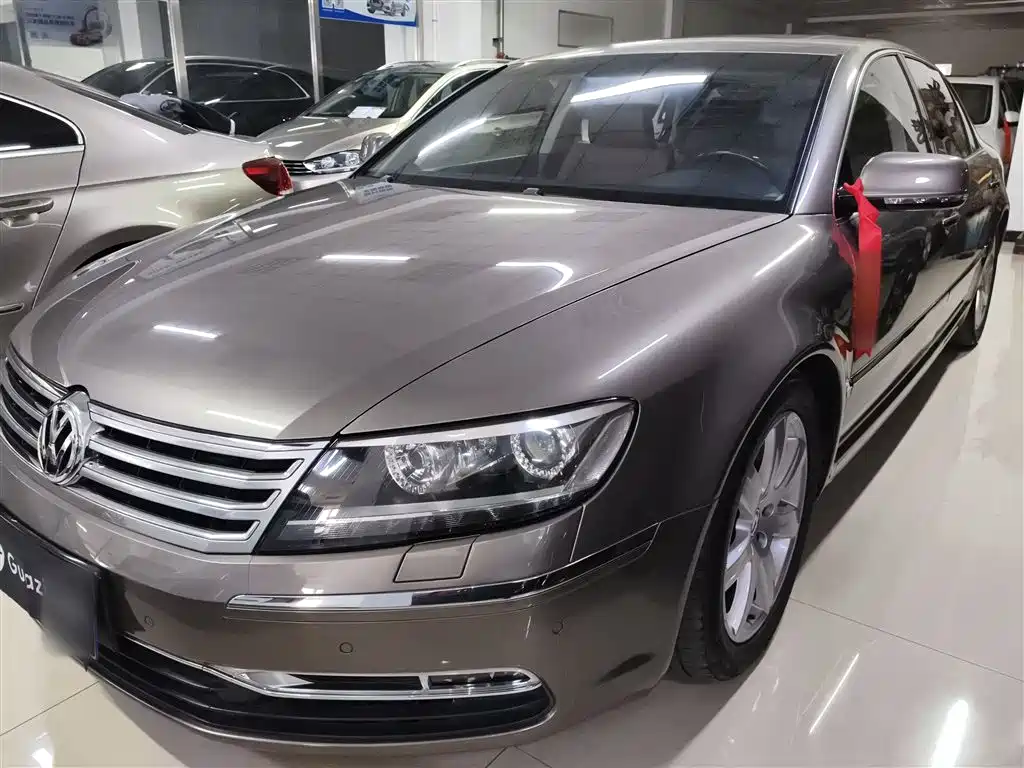 Volkswagen Phaeton 2012