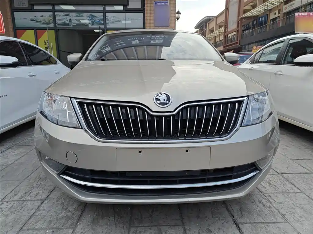 Škoda Rapid