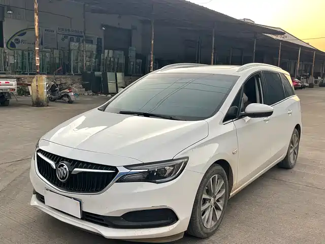 Buick Buick GL6 2022