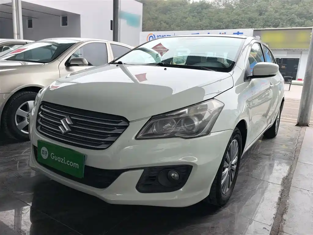 Suzuki Alivio 2014