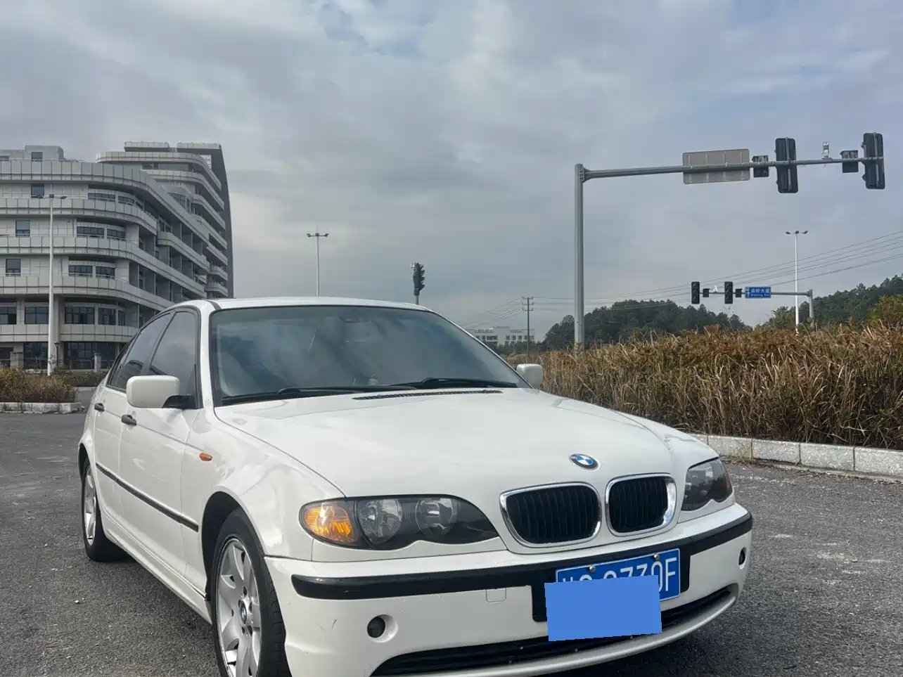 BMW BMW 3 Series 2005