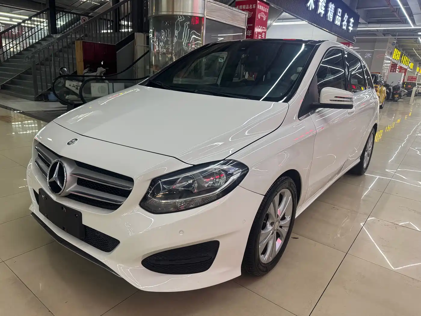 Mercedes-Benz Mercedes-Benz B-Class 2015