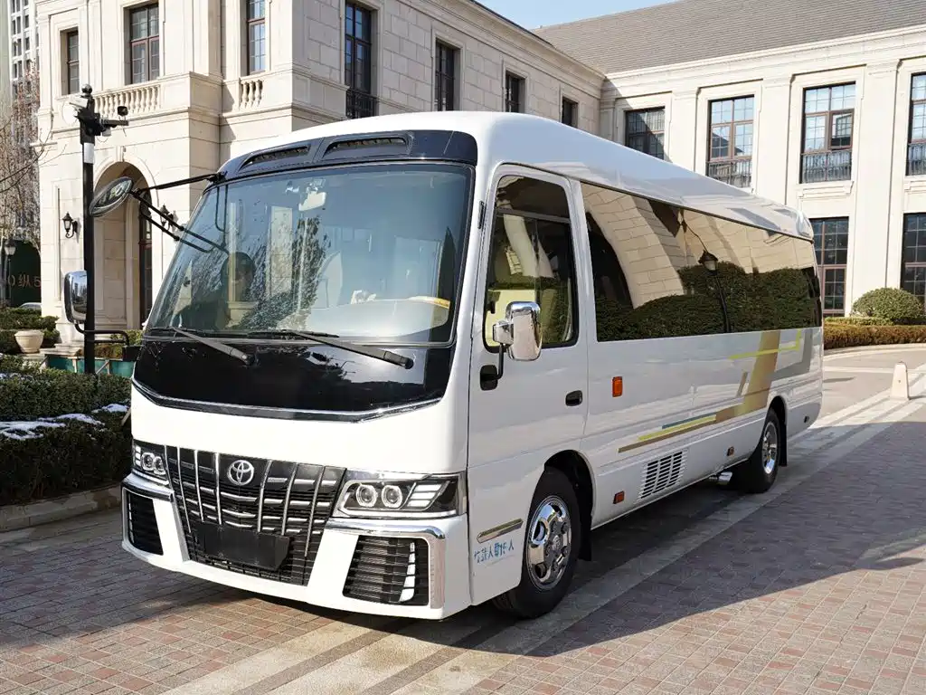 Toyota Coaster 2019