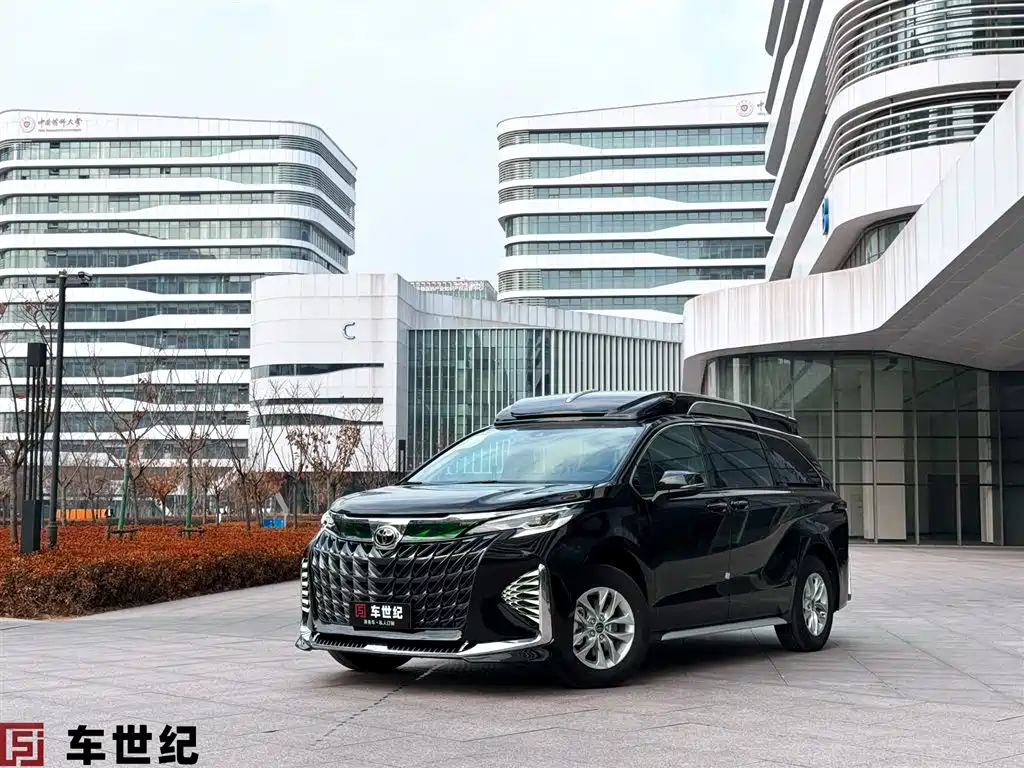 Toyota Granvia 2025