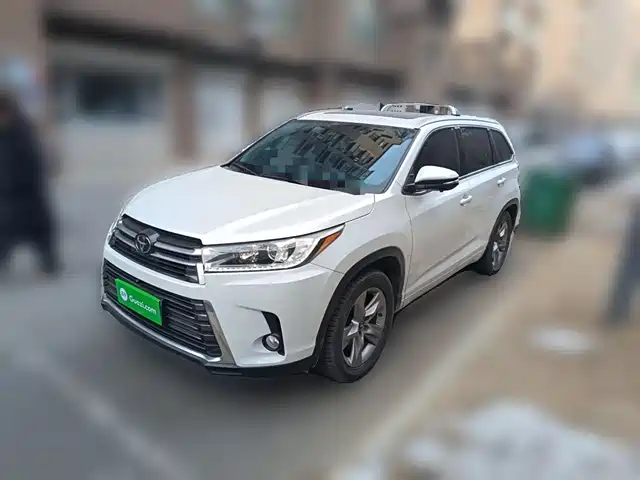 Toyota Highlander 2021