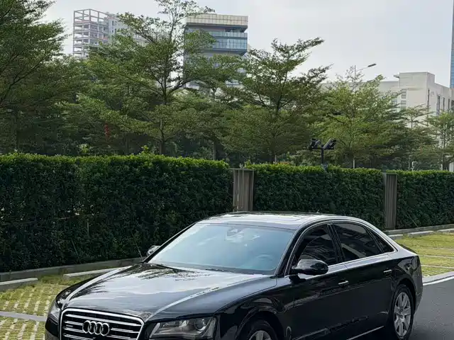 Audi Audi A8 2014