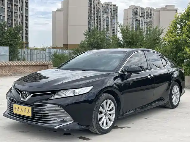 Toyota Camry 2019
