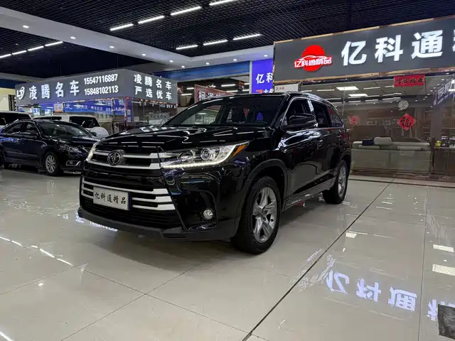 Toyota Highlander 2021