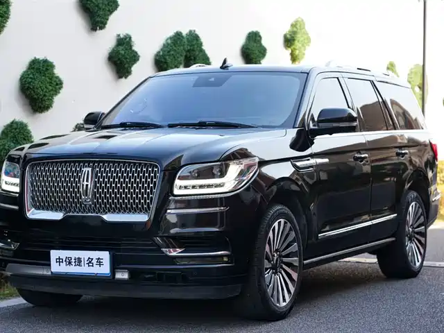 Lincoln Navigator 2020