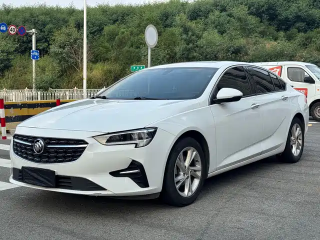Buick Regal 2020