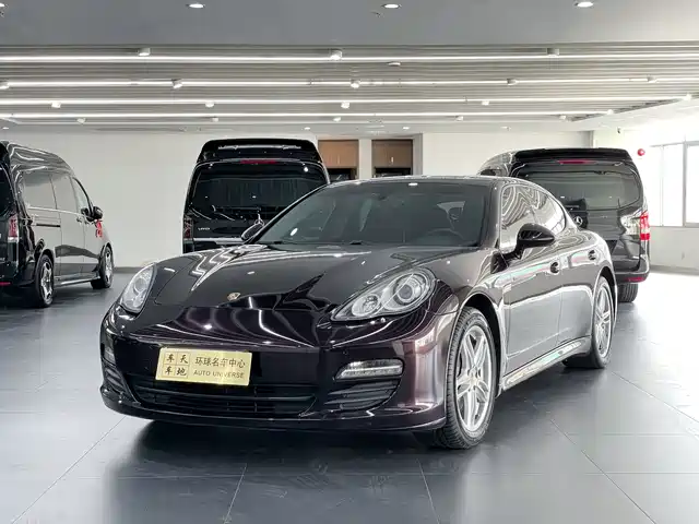 Porsche Panamera 2013