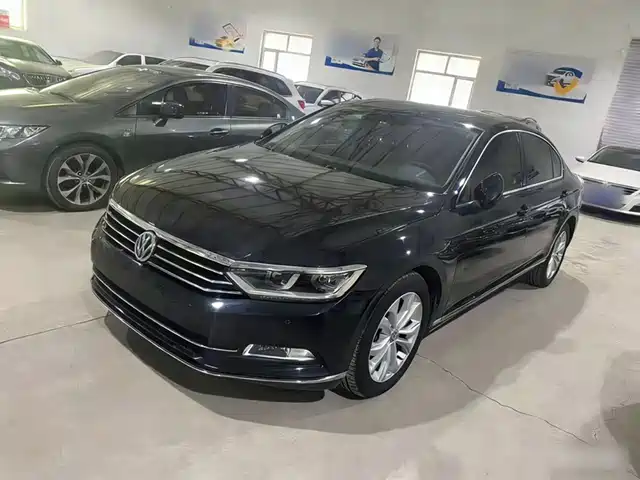 Volkswagen Magotan 2016