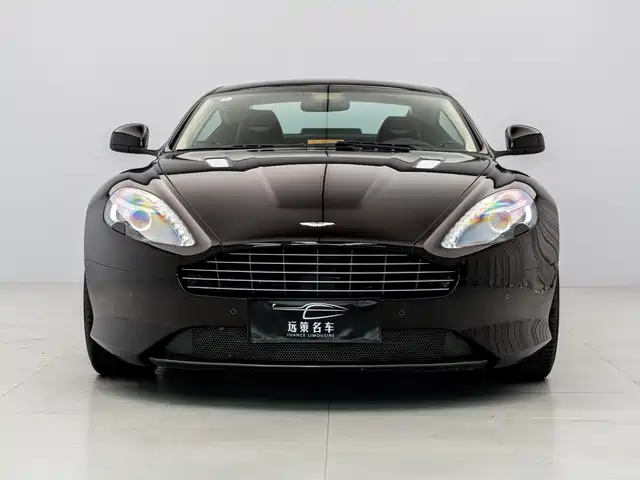 Aston Martin Virage