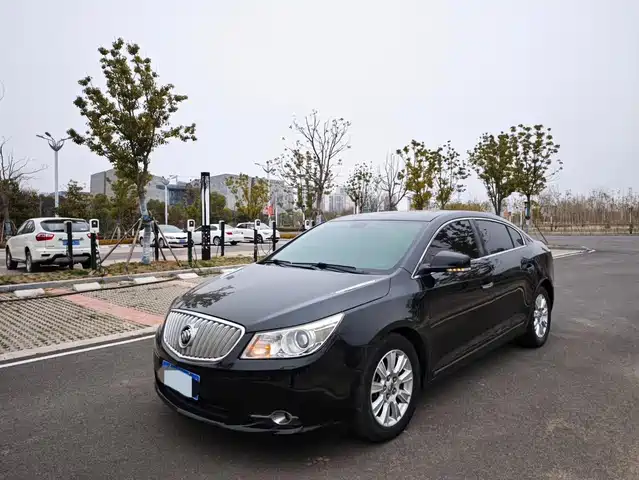 Buick LaCrosse 2012