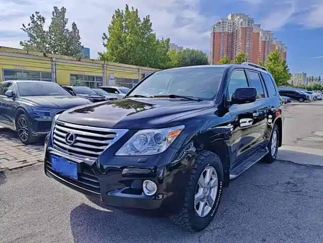 Lexus Lexus LX 2010