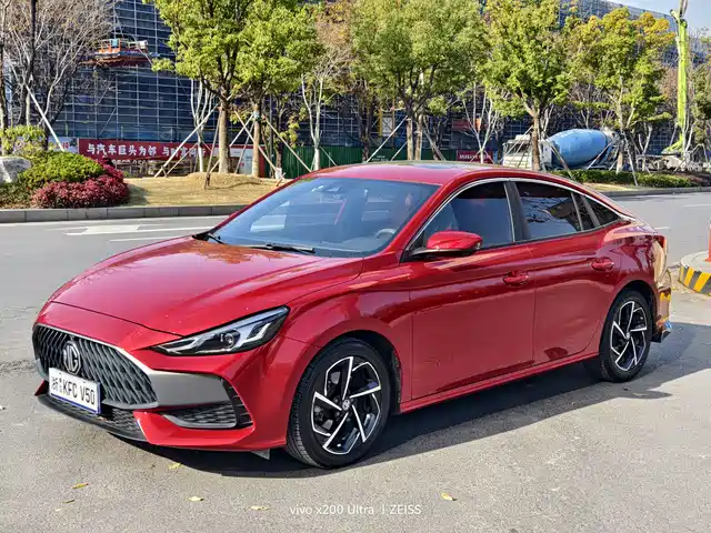 MG MG5 2021