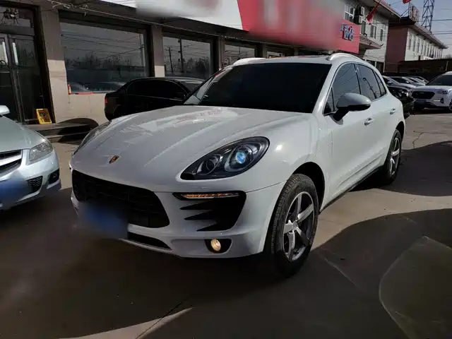 Porsche Macan 2014