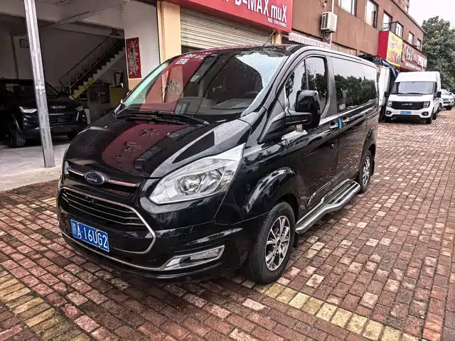 Ford Tourneo 2020