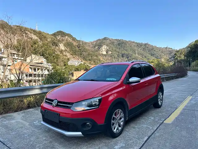 Volkswagen Polo 2016