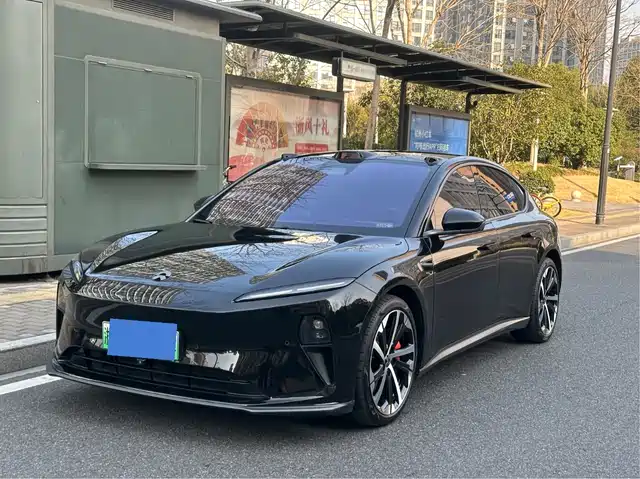 NIO NIO ET5