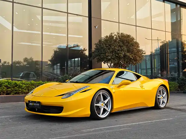Ferrari Ferrari 458 2010