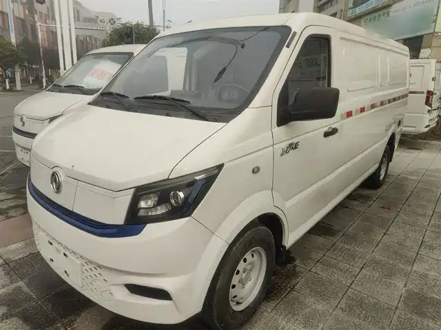 Dongfeng Yufeng EM27