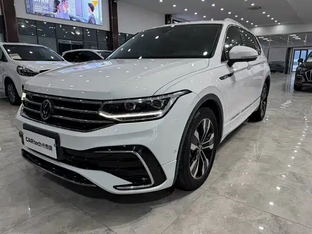 Volkswagen Tiguan L 2023