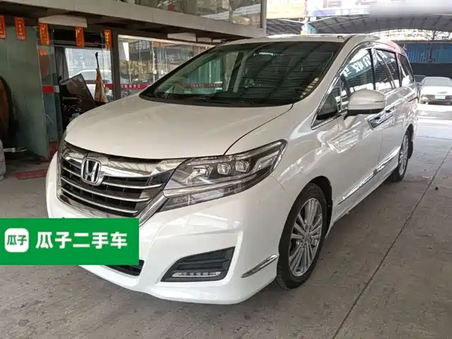 Honda Elysion 2016