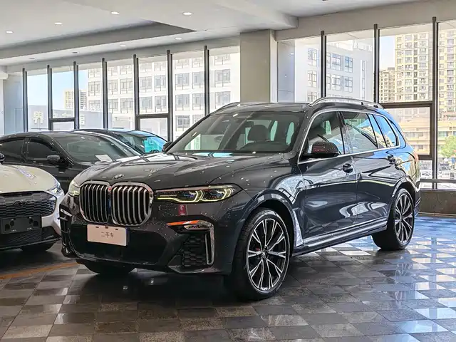 BMW BMW X7 2020