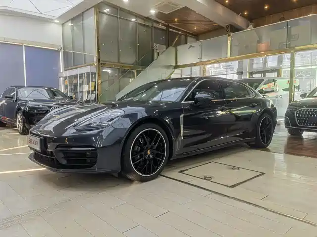 Porsche Panamera 2020