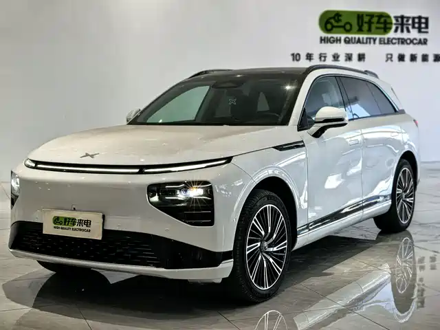XPeng XPeng G9 2023