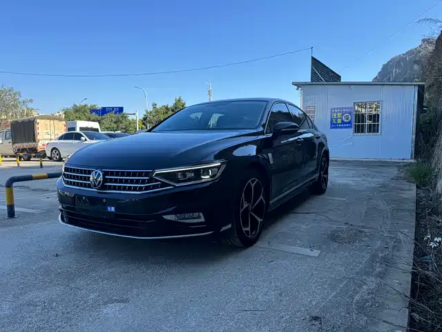 Volkswagen Magotan 2022