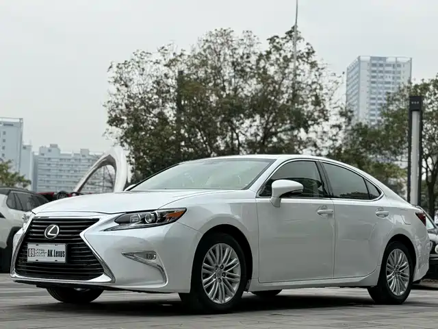 Lexus Lexus ES