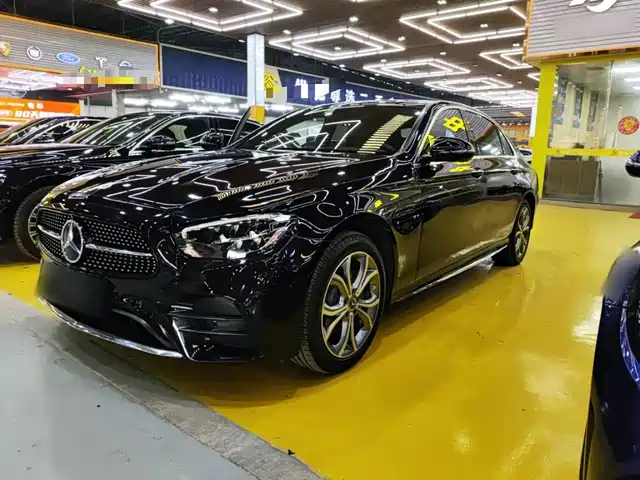Mercedes-Benz Mercedes-Benz E-Class 2022