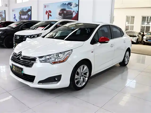 Citroën Citroën C4L 2012