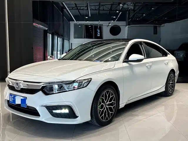 Honda Inspire 2018