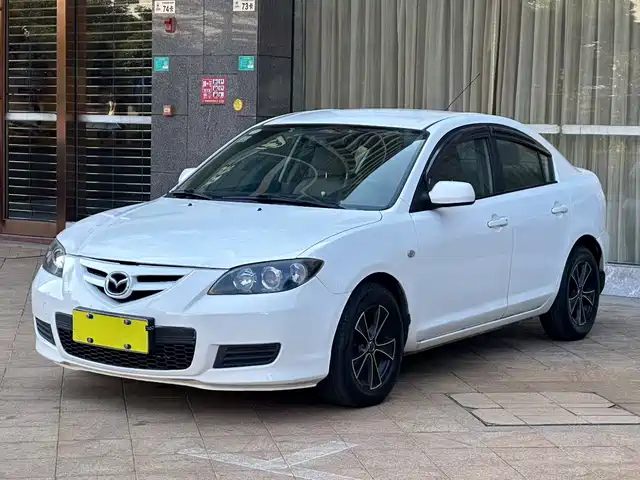 Mazda Mazda 3 2012