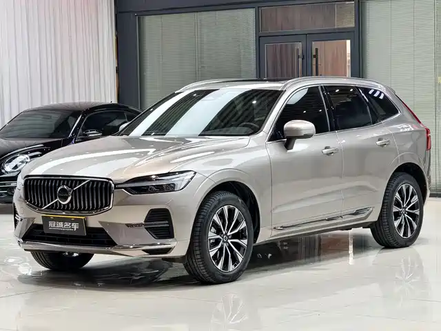 Volvo Volvo XC60 2025
