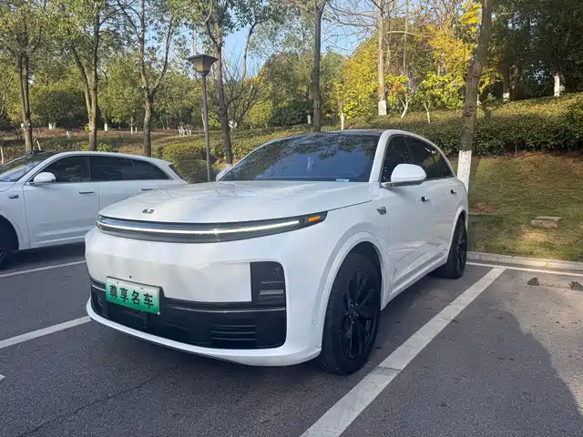 Li Auto Li Auto L7 2023
